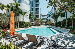 Отель Favstay - The Base Downtown Phuket  Phuket